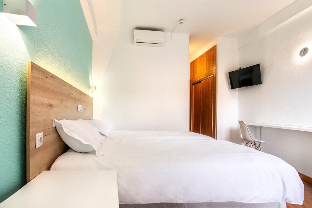 Hotel Torremolinos Centro By Croma Exteriör bild
