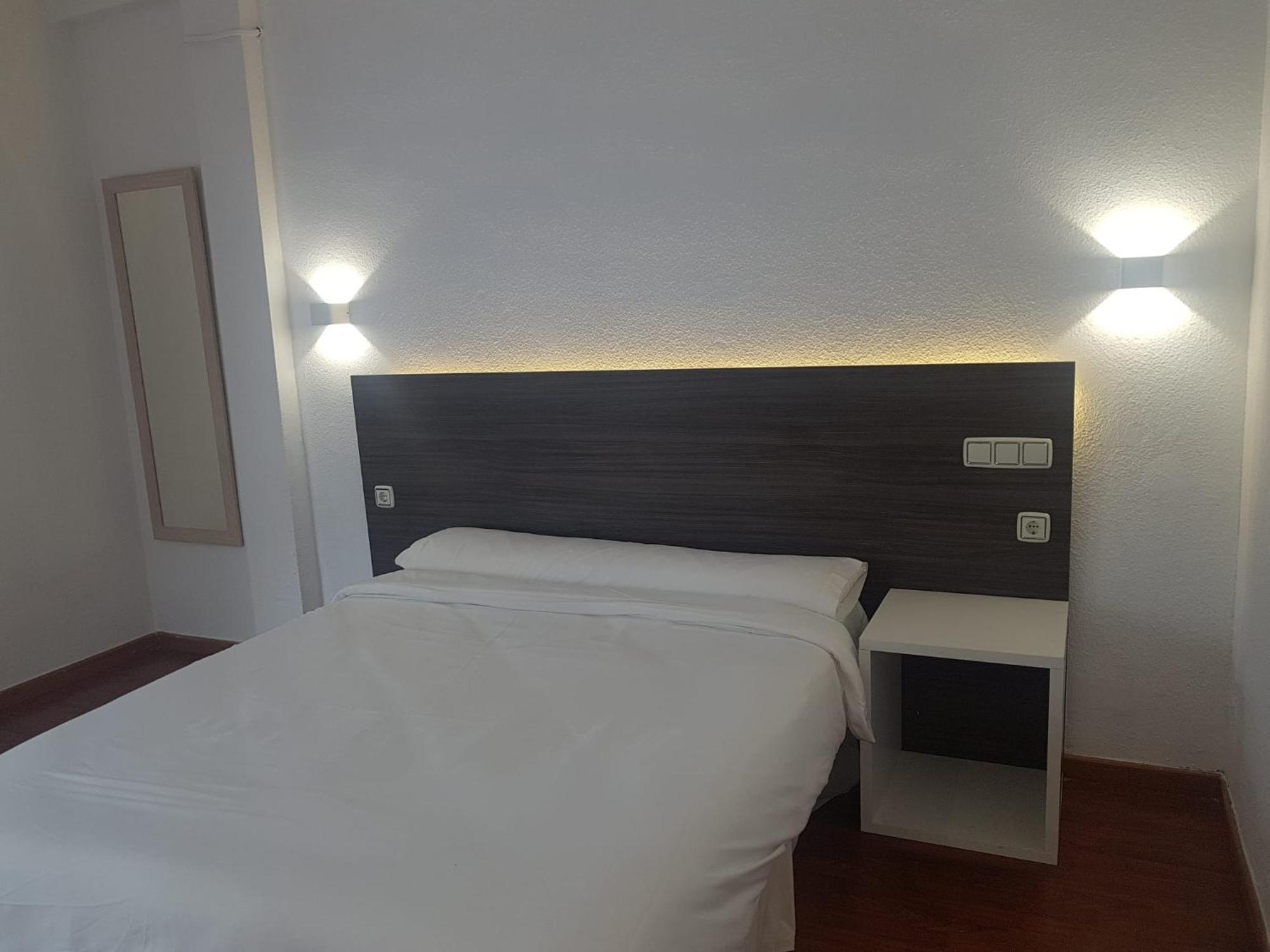 Hotel Torremolinos Centro By Croma Exteriör bild